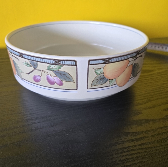 Mikasa Salad Serving Bowl Intaglio Garden Harvest CAC29 Ceramic 10 In Vintage. - Picture 4 of 6